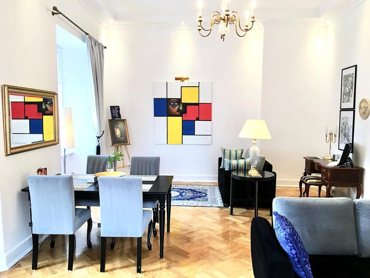 Mondrian Luxury & Old Town
