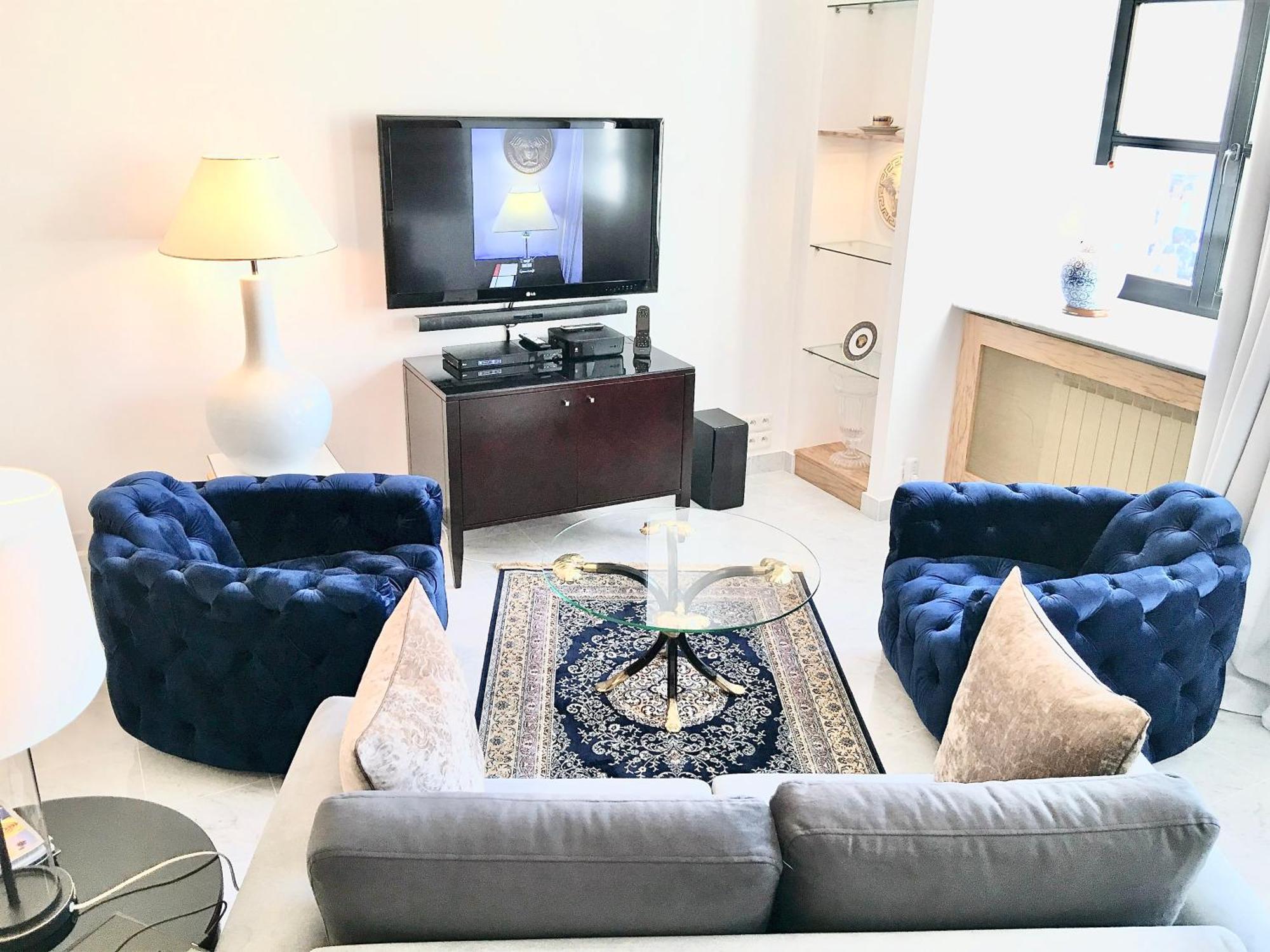 Mondrian Luxury & Old Town Hotel apartamentowy