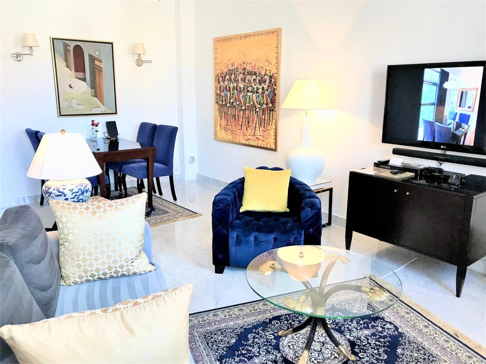 Hotel apartamentowy Mondrian Luxury & Old Town Warszawa